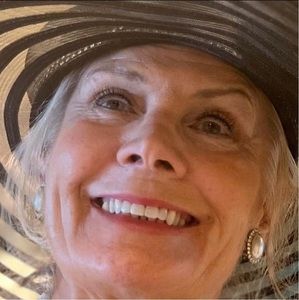 Meet your Posher, Donna